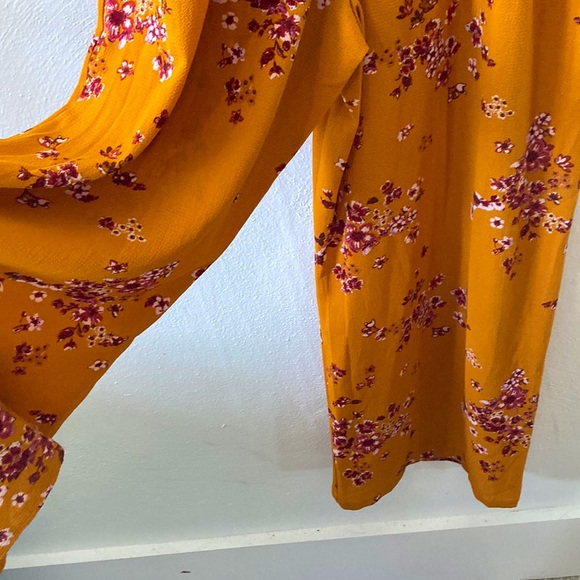 NWT - Xhilaration Jumper -Size Small - Picture 6 of 7